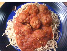 Spaghetti-Meatballs-Served-4x6